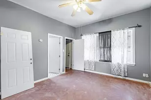 4722 S Ada St, Chicago, IL 60609 - Photo 3