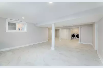 8110 Lockwood Avenue, Burbank, IL 60459 - Photo 41