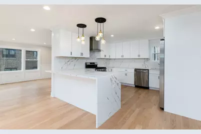 8110 Lockwood Avenue, Burbank, IL 60459 - Photo 11