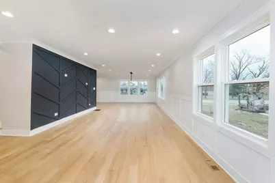 8110 Lockwood Avenue, Burbank, IL 60459 - Photo 23