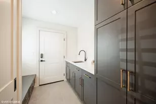 580 Happ Rd, Northfield, IL 60093 - Photo 9