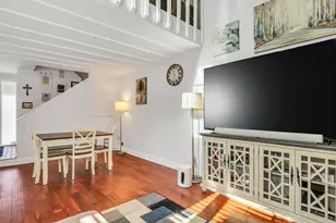 705 Colby Ct, Gurnee, IL 60031 - Photo 5