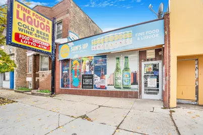 3642 N Ashland Avenue, Chicago, IL 60613 - Photo 1