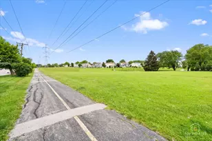 1550 Sandpebble Dr, Wheeling, IL 60090 - Photo 25