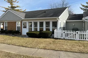 7202 Oxford Cir, Fox Lake, IL 60020 - Photo 27