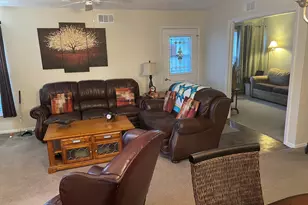 7202 Oxford Cir, Fox Lake, IL 60020 - Photo 3