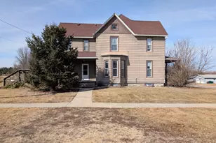 502 N Walnut Ave, Forreston, IL 61030 - Photo 23