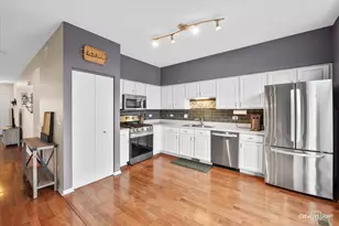 2542 Stonybrook Dr, Plainfield, IL 60586 - Photo 7