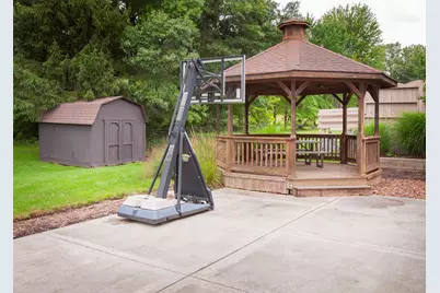 2705 Colonial Drive, Elgin, IL 60124 - Photo 7