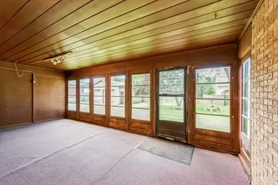 [Address not provided], Carpentersville, IL 60110 - Photo 5