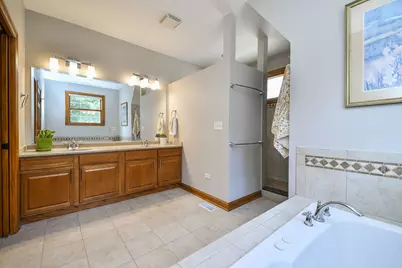 921 James Court, Wheaton, IL 60189 - Photo 19
