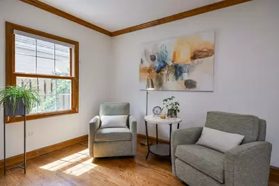 921 James Court, Wheaton, IL 60189 - Photo 9