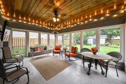 921 James Court, Wheaton, IL 60189 - Photo 31