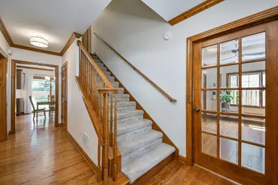 921 James Court, Wheaton, IL 60189 - Photo 3