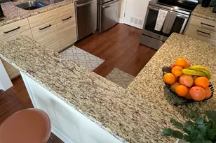 1327 Williamsburg Dr, Schaumburg, IL 60193 - Photo 33