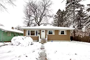 2720 Gilboa Ave, Zion, IL 60099 - Photo 1