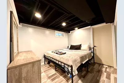 2720 Gilboa Avenue, Zion, IL 60099 - Photo 27