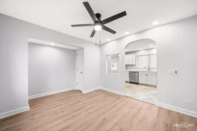 27W347 Washington Avenue, Winfield, IL 60190 - Photo 11