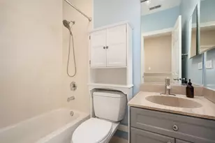 2733 N Lincoln Ave, Chicago, IL 60614 - Photo 19