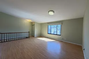 380 Pierce Ct, Vernon Hills, IL 60061 - Photo 5