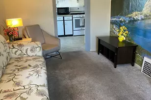 748 Laharpe St, Lasalle, IL 61301 - Photo 3