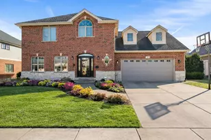 159 E Edgemont Ln, Park Ridge, IL 60068 - Photo 1