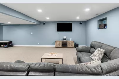 159 E Edgemont Lane, Park Ridge, IL 60068 - Photo 23