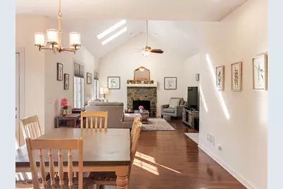 159 E Edgemont Lane, Park Ridge, IL 60068 - Photo 7