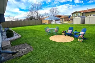 4050 Russet Way, Country Club Hills, IL 60478 - Photo 5