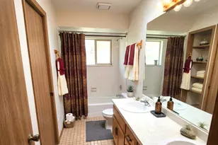 4050 Russet Way, Country Club Hills, IL 60478 - Photo 23