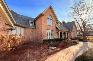 5443 Belmont Ct, Libertyville, IL 60048 - Photo 5