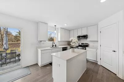 870 Mildred Drive, Marengo, IL 60152 - Photo 7