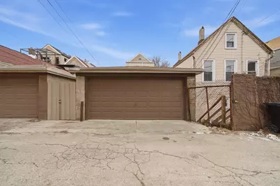 1852 W 17 Street, Chicago, IL 60608 - Photo 5