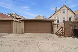 1852 W 17th St, Chicago, IL 60608 - Photo 5