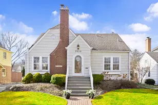 3920 Franklin Ave, Western Springs, IL 60558 - Photo 1