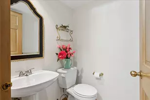 4620 Olmstead Dr, Hoffman Estates, IL 60192 - Photo 11