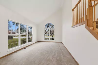 4620 Olmstead Drive, Hoffman Estates, IL 60192 - Photo 5