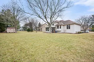 1119 Yorkshire North Dr, Sycamore, IL 60178 - Photo 35