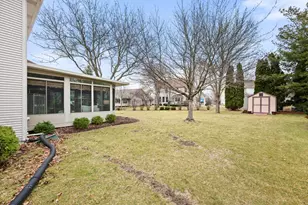 1119 Yorkshire North Dr, Sycamore, IL 60178 - Photo 33