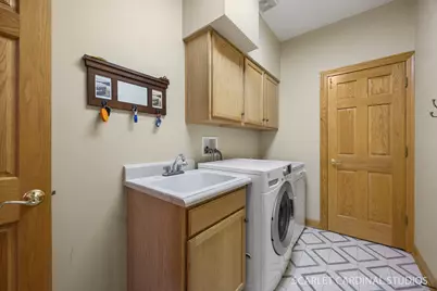 708 Stonehill Court, Sugar Grove, IL 60554 - Photo 19