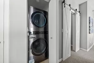 435 W Erie St, Chicago, IL 60610 - Photo 13