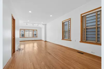 4104 N Claremont Avenue, Chicago, IL 60618 - Photo 5