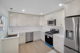 920 Dodge Ave, Evanston, IL 60202 - Photo 7