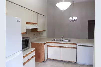 258 Juniper Circle, Streamwood, IL 60107 - Photo 7