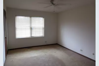 258 Juniper Circle, Streamwood, IL 60107 - Photo 9