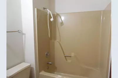 258 Juniper Circle, Streamwood, IL 60107 - Photo 15