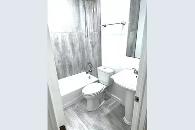 8639.5 W Foster Avenue #1N, Chicago, IL 60656 - Photo 7