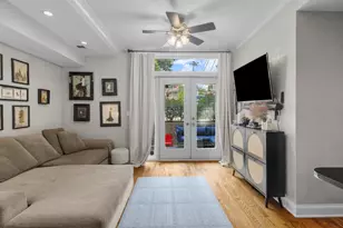 4422 N Ashland Ave, Chicago, IL 60640 - Photo 3