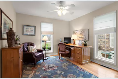 1107 W Francis Drive, Arlington Heights, IL 60005 - Photo 15