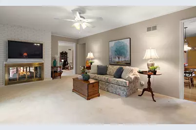 1107 W Francis Drive, Arlington Heights, IL 60005 - Photo 7